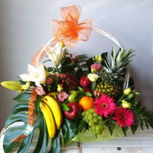 Cesta de Flores y Frutas