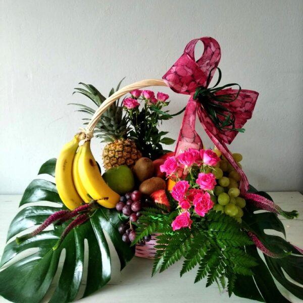 Cesta de Flores y Frutas - Imagen 2